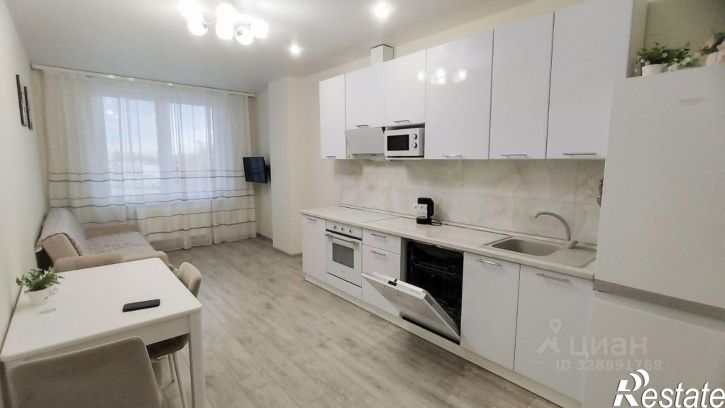 2-комн квартира ул Вильгельма де Геннина, 3,  д. 3