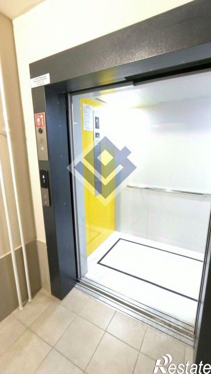 3-комн квартира ул. Борцов Революции, 1а, корпус 7