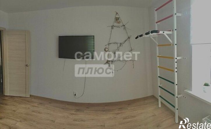 3-комн квартира улица Сакко и Ванцетти, 93А,  д. 93А