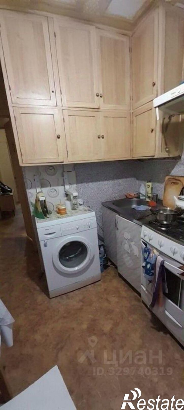 3-комн квартира улица Крупской, 93,  д. 93