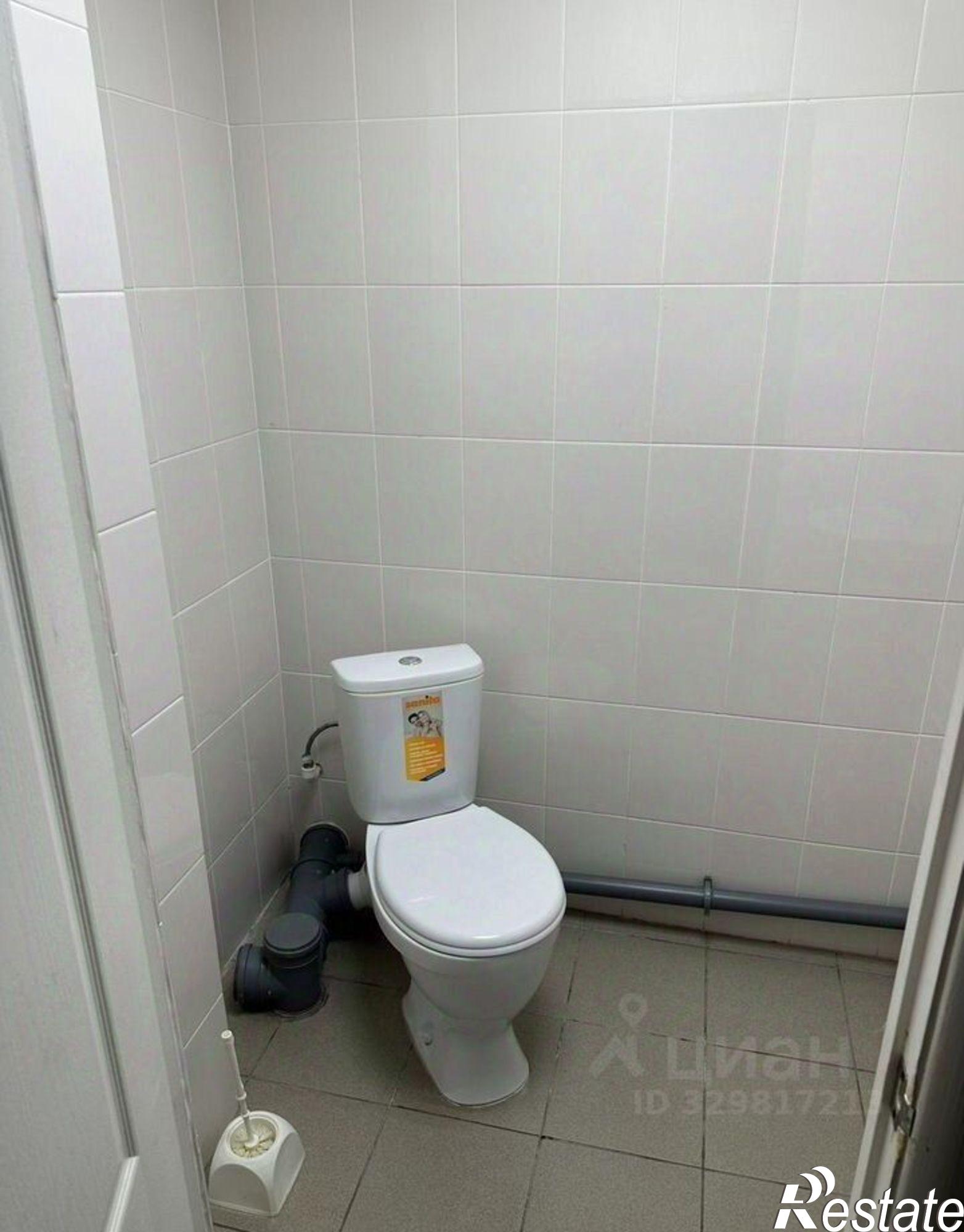 Сдать офис, помещение под офис за 94 625 рублей на улица Краснова, 24