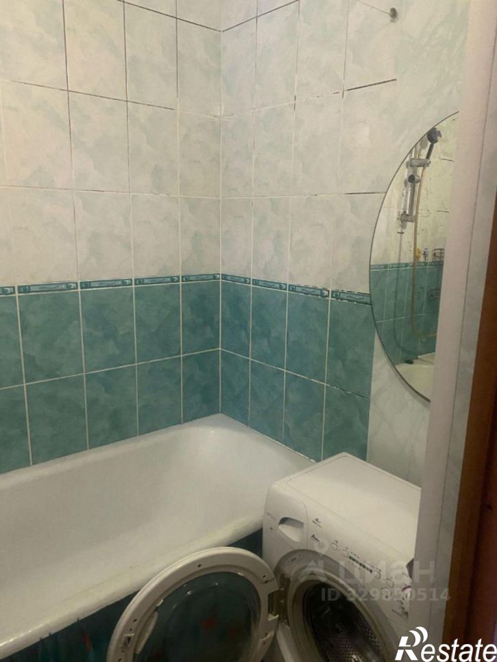 2-комн квартира улица Охотников, 10,  д. 10