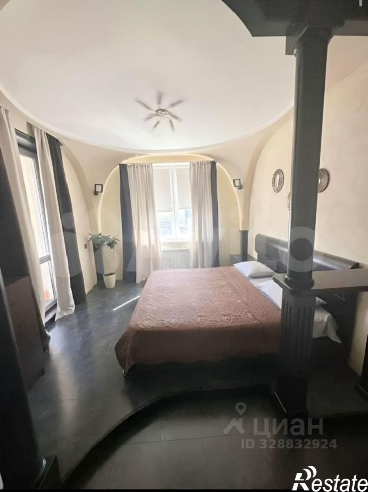 4-комн квартира шоссе Космонавтов, 215,  д. 215