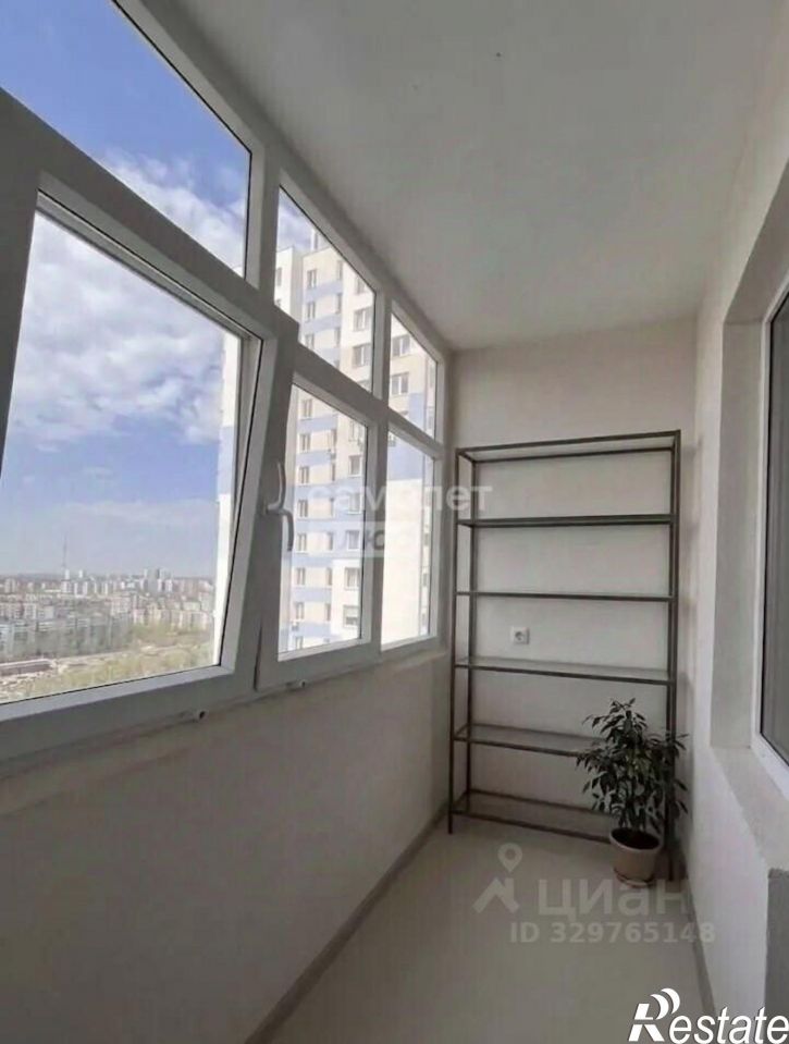 2-комн квартира Уинская улица, 37,  д. 37