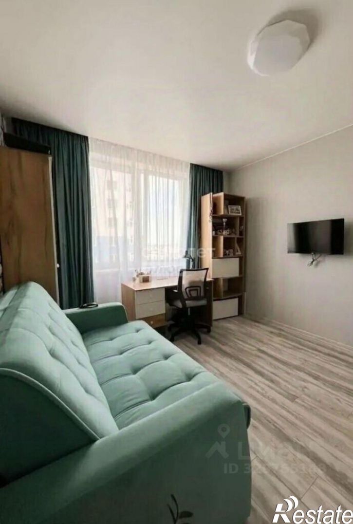 2-комн квартира Уинская улица, 37,  д. 37