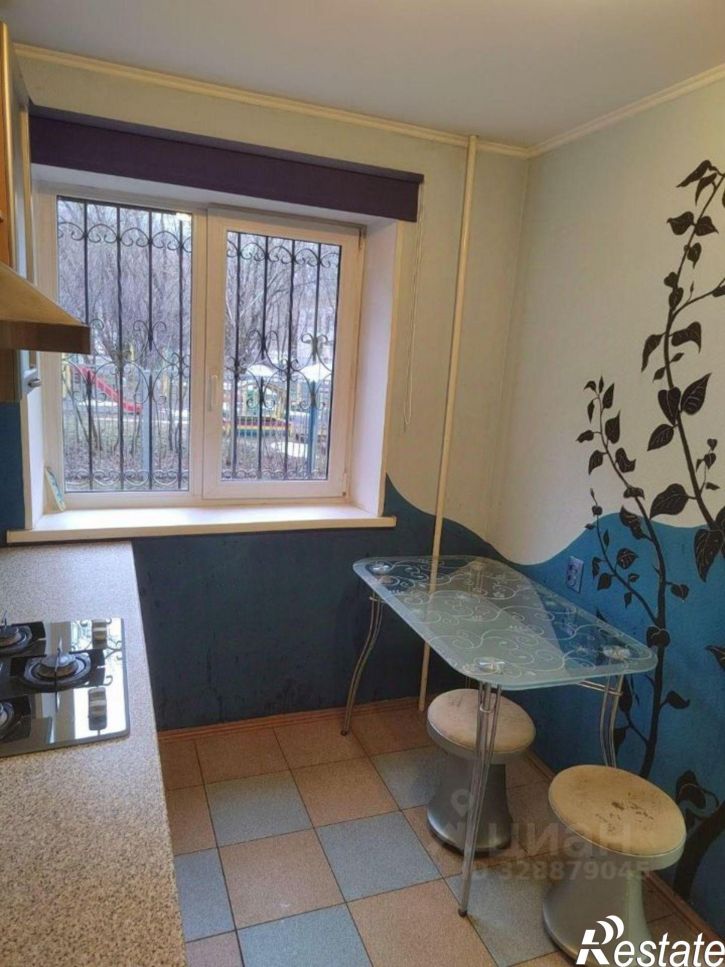 2-комн квартира улица Связистов, 11,  д. 11
