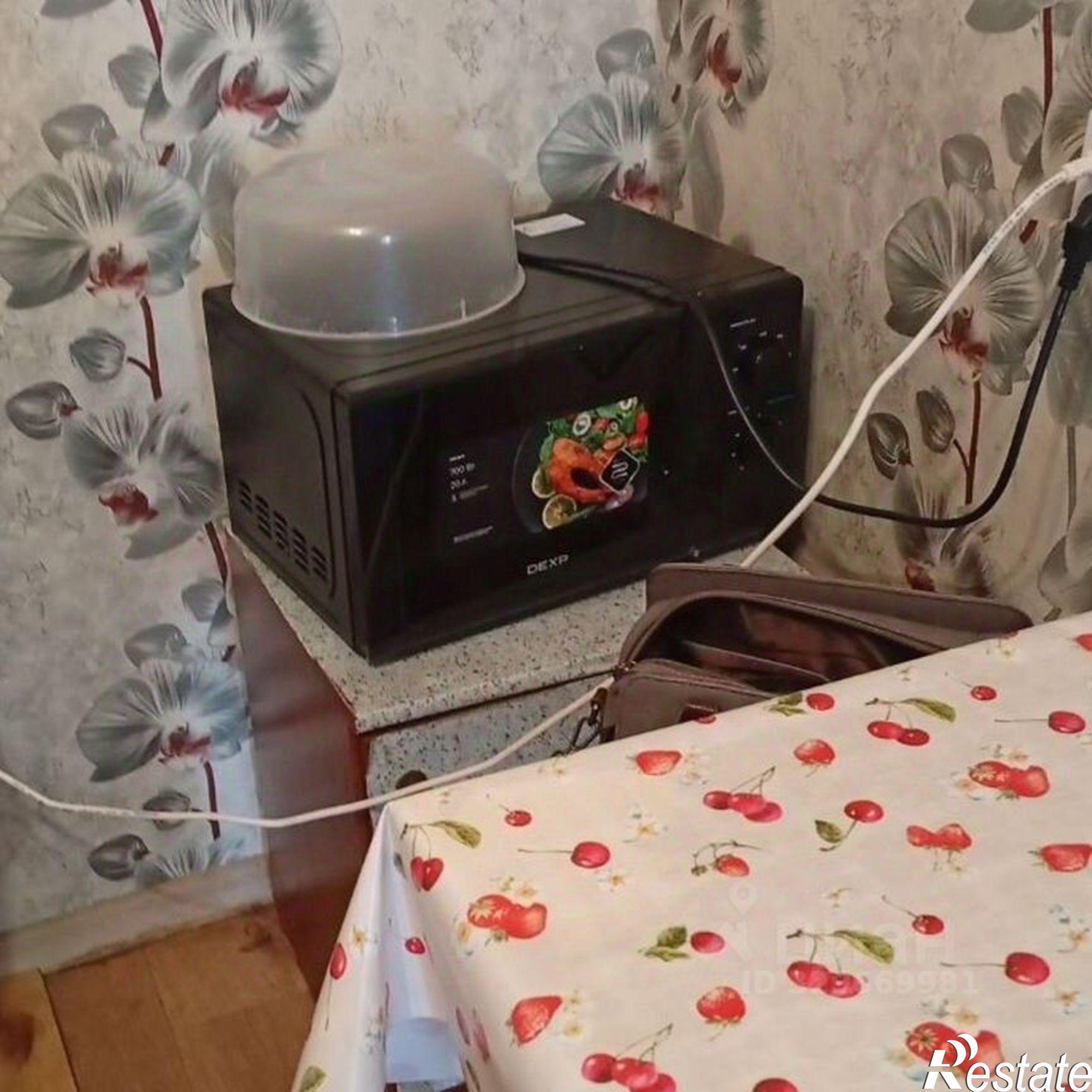 Купить комнату за 1 300 000 рублей на ул Академика Веденеева, 31/1