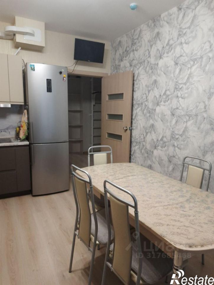 3-комн квартира улица Революции, 52В,  д. 52В