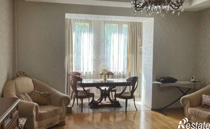 3-комн квартира улица Максима Горького, 9,  д. 9