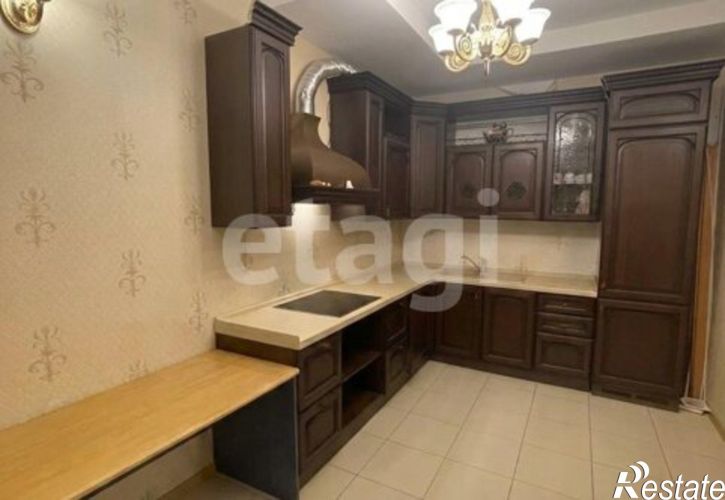 3-комн квартира улица Максима Горького, 9,  д. 9