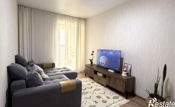3-комн квартира ул Сапфирная, 13,  д. 13