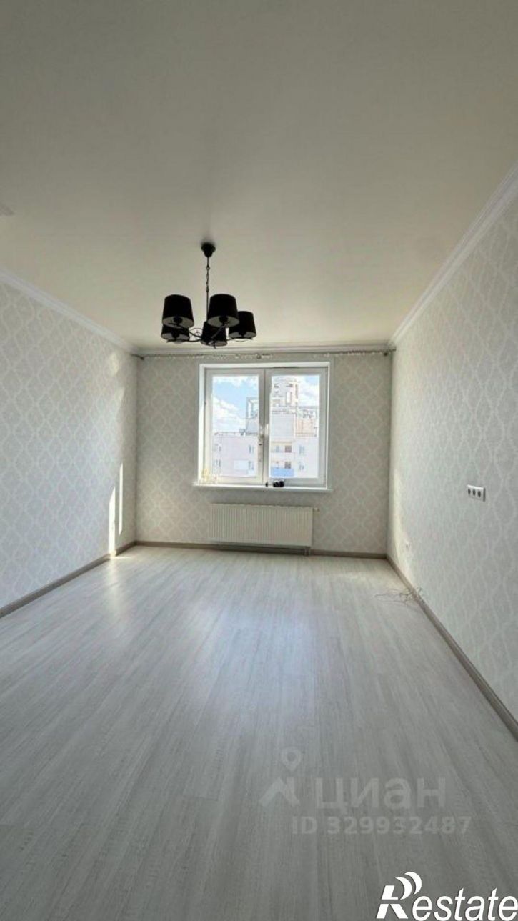 3-комн квартира Уинская улица, 33,  д. 33