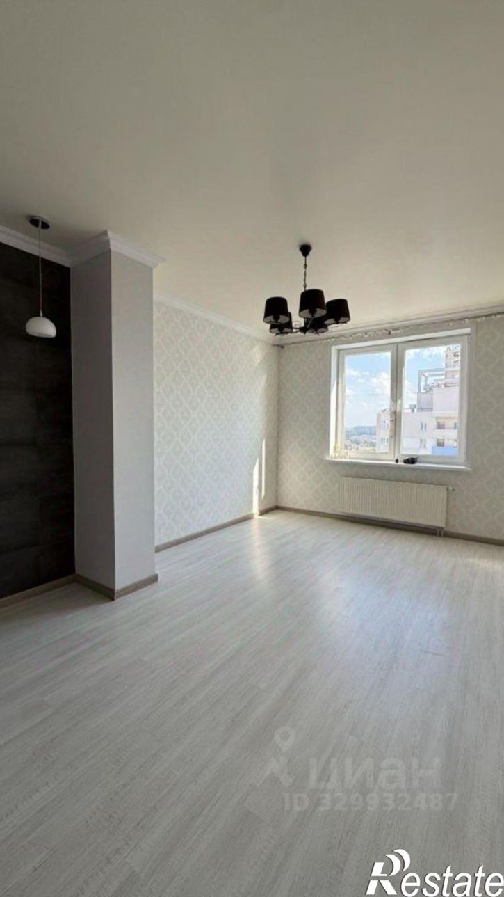 3-комн квартира Уинская улица, 33,  д. 33