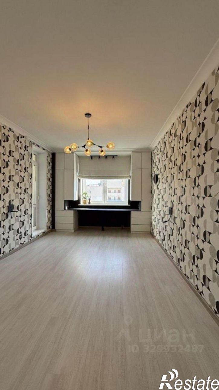 3-комн квартира Уинская улица, 33,  д. 33