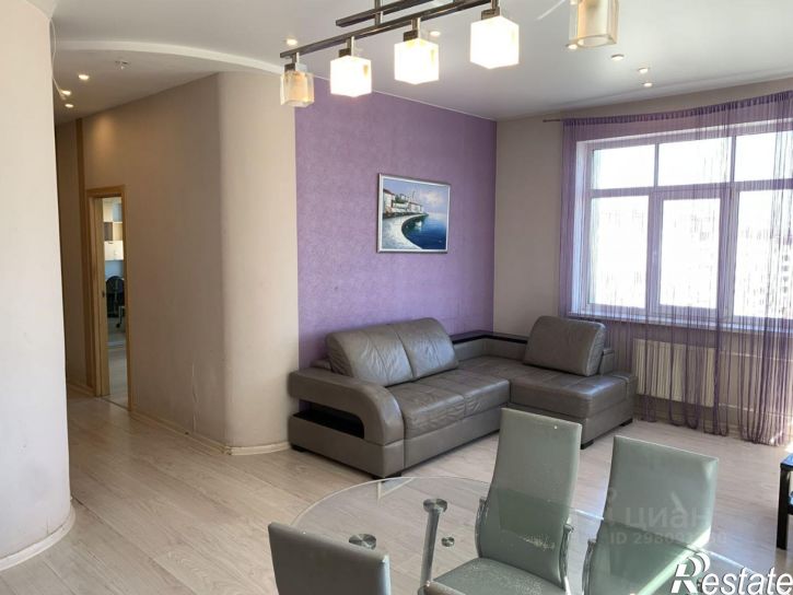 3-комн квартира ул Швецова, 26,  д. 26