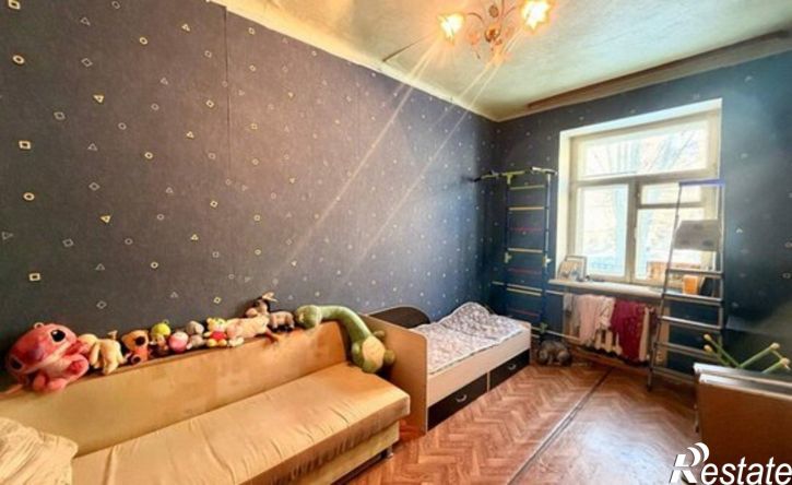 3-комн квартира ул Адмирала Ушакова, 7,  д. 7