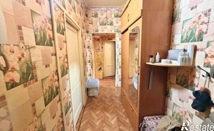 3-комн квартира ул Адмирала Ушакова, 7,  д. 7