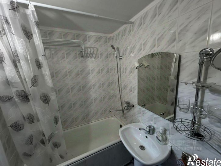 3-комн квартира Парковый проспект, 50,  д. 50