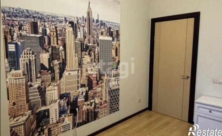 4-комн квартира Красновишерская улица, 37,  д. 37