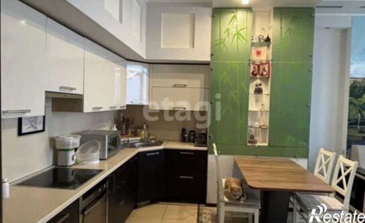 4-комн квартира Красновишерская улица, 37,  д. 37