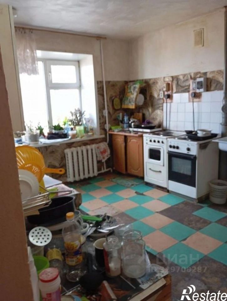Комната ул Емельяна Ярославского, 10/2,  д. 10/2