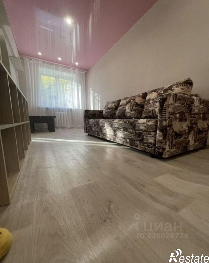 2-комн квартира улица Льва Шатрова, 4,  д. 4