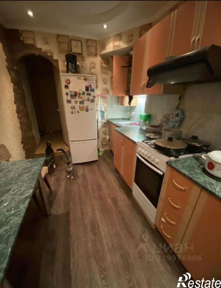 Комната улица Карпинского, 75А,  д. 75А