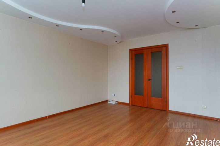 3-комн квартира улица Карбышева, 40,  д. 40