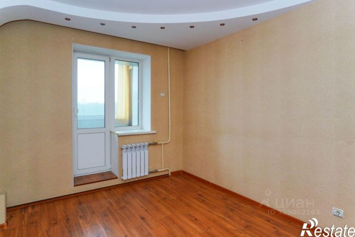 3-комн квартира улица Карбышева, 40,  д. 40