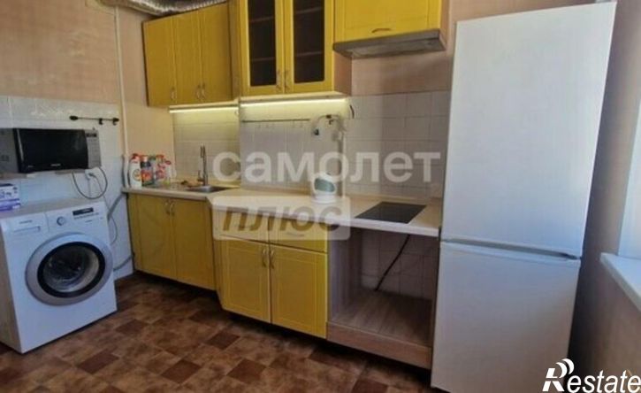 3-комн квартира улица Желябова, 15,  д. 15