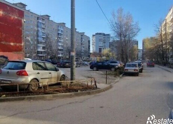 3-комн квартира улица Желябова, 15,  д. 15