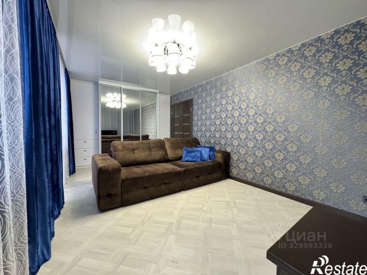 3-комн квартира ул Менжинского, 45,  д. 45