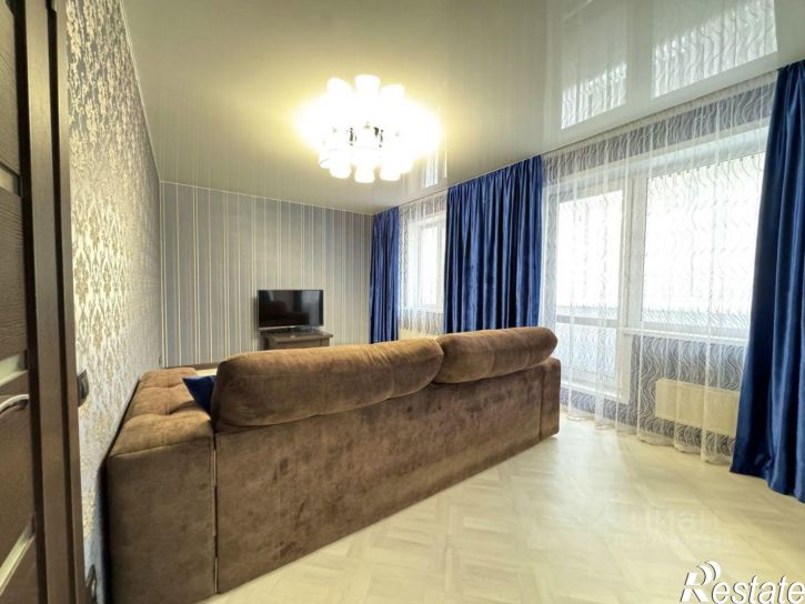 3-комн квартира ул Менжинского, 45,  д. 45