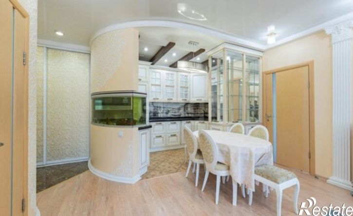 3-комн квартира улица Снайперов, 3,  д. 3