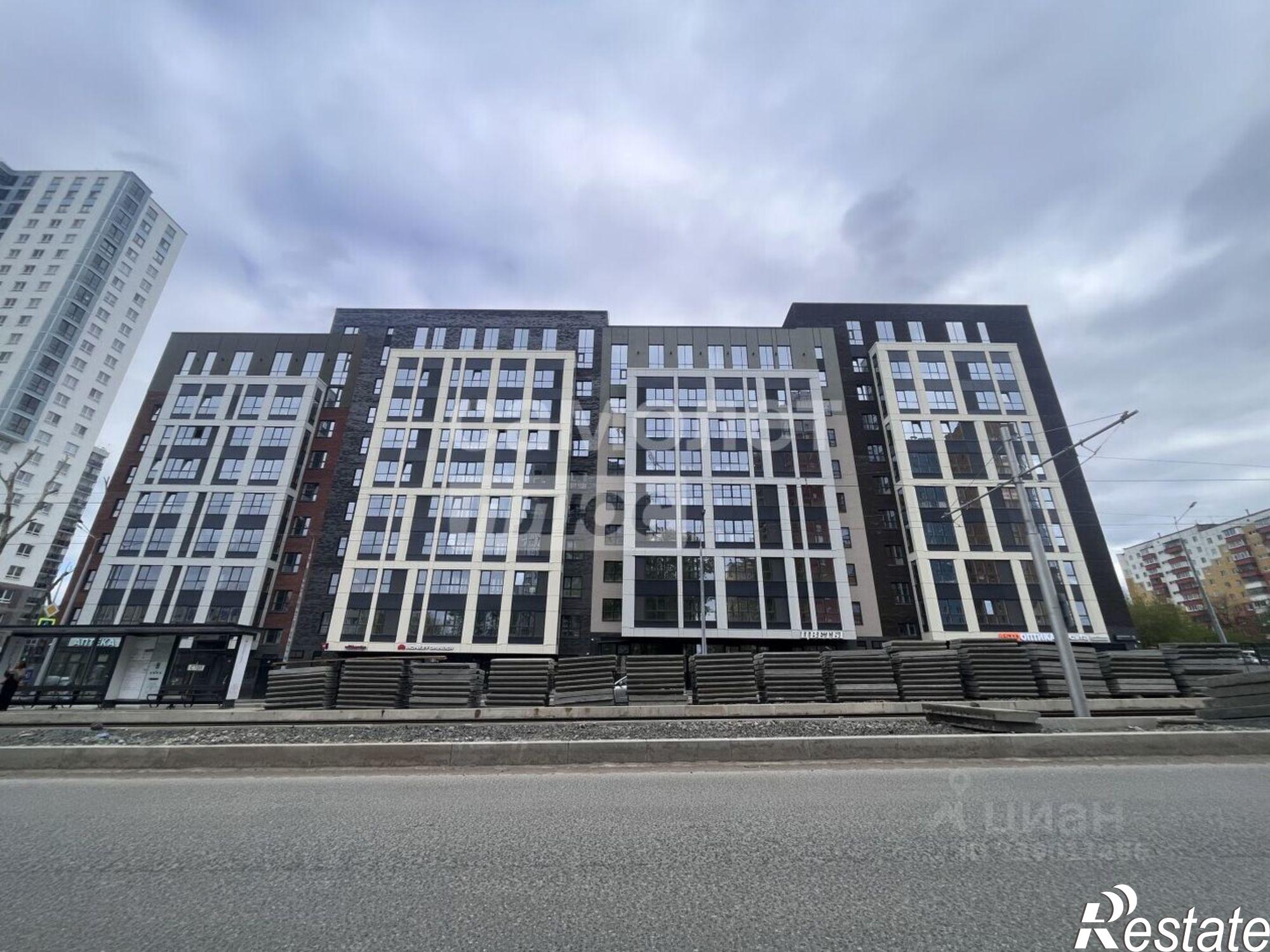 Купить торговое помещение за 45 965 200 рублей на улица Карпинского, 11
