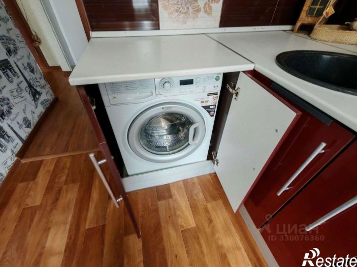 2-комн квартира улица Карпинского, 83,  д. 83