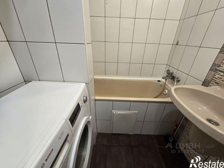 2-комн квартира улица Елькина, 8А,  д. 8А
