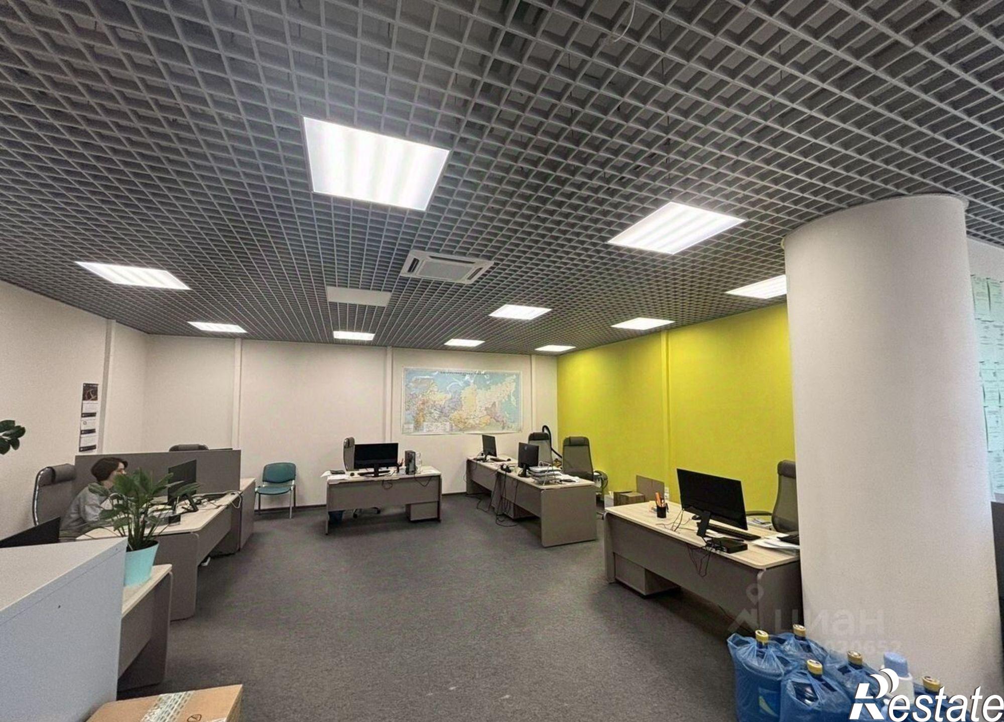 Сдать офис, помещение под офис за 220 000 рублей на ул Куйбышева, 95б
