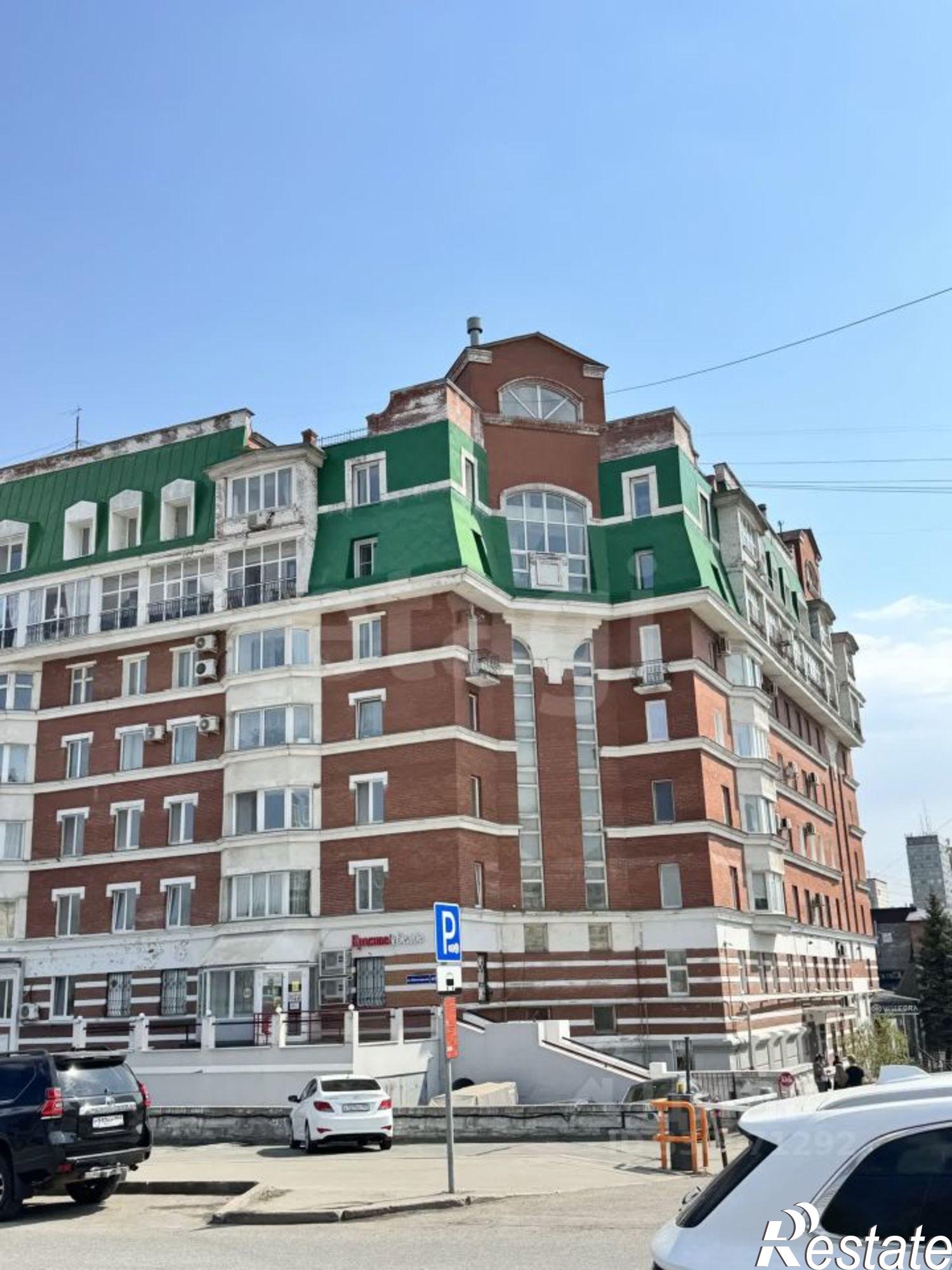 Купить гараж, место в паркинге за 1 500 000 рублей на Монастырская улица, 41