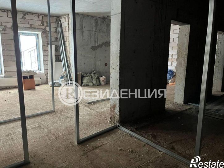 3-комн квартира Крайпрудская ул, 44