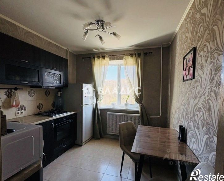 1-комн квартира улица Льва Шатрова, 35,  д. 35