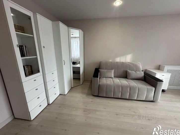 5-комн квартира улица Луначарского, 105,  д. 105