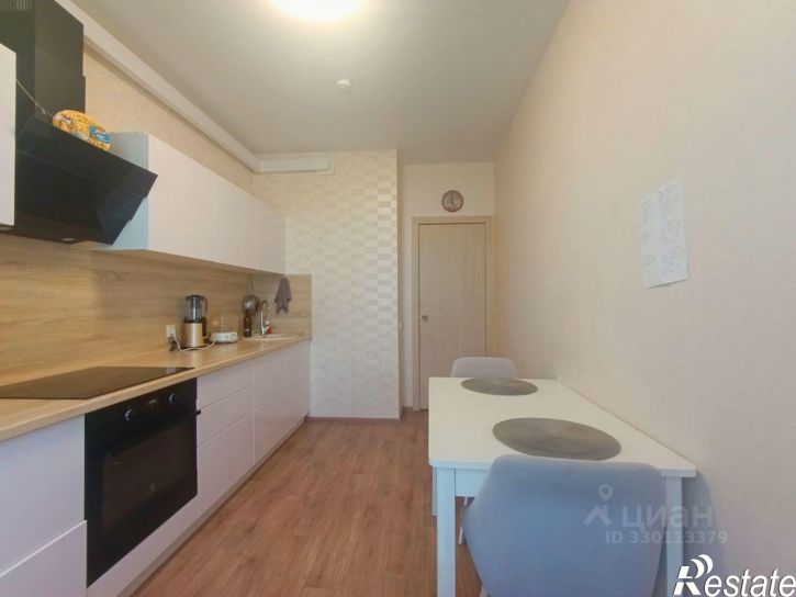 3-комн квартира Агатовая улица, 28,  д. 28