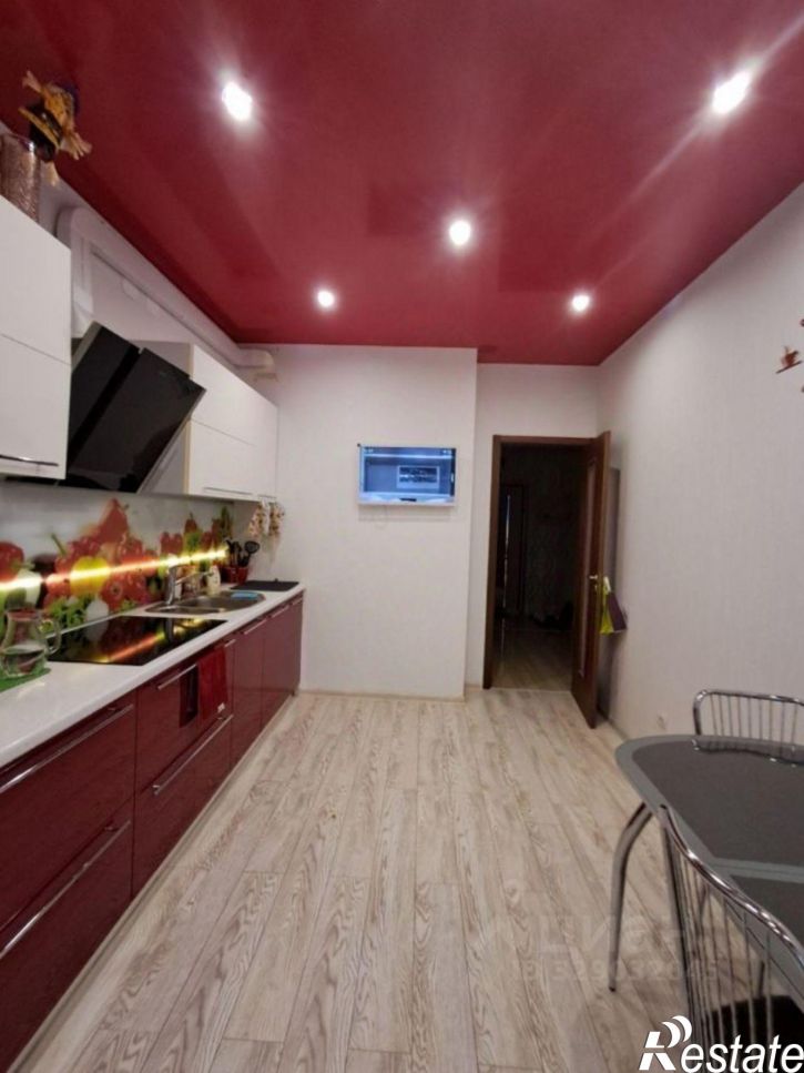 3-комн квартира Уинская улица, 33,  д. 33