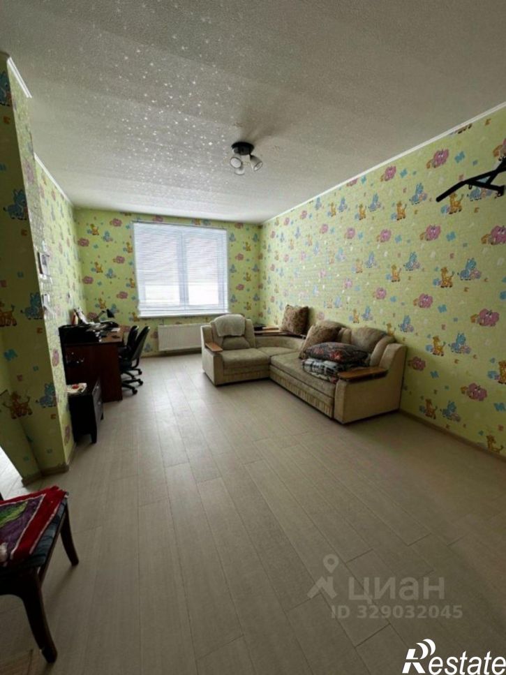 3-комн квартира Уинская улица, 33,  д. 33