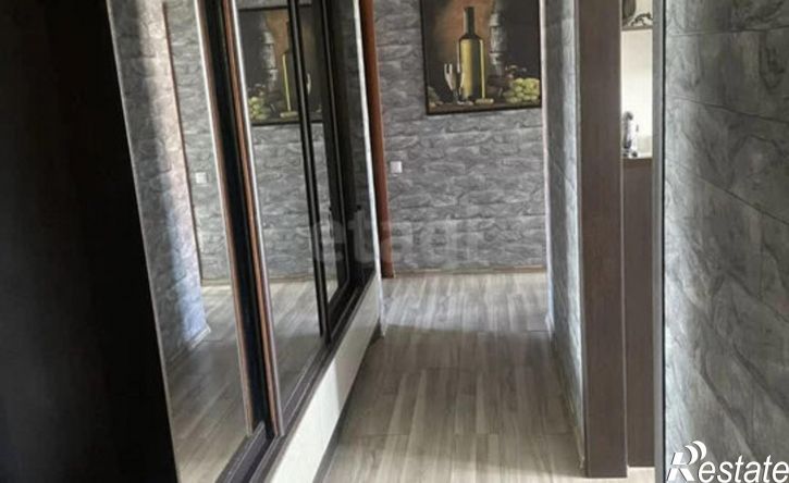 4-комн квартира улица Танцорова, 33,  д. 33