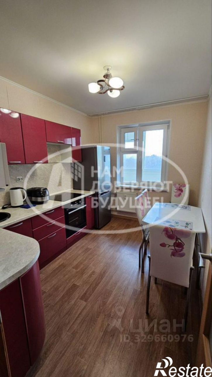 3-комн квартира ул Монтажников, 13,  д. 13