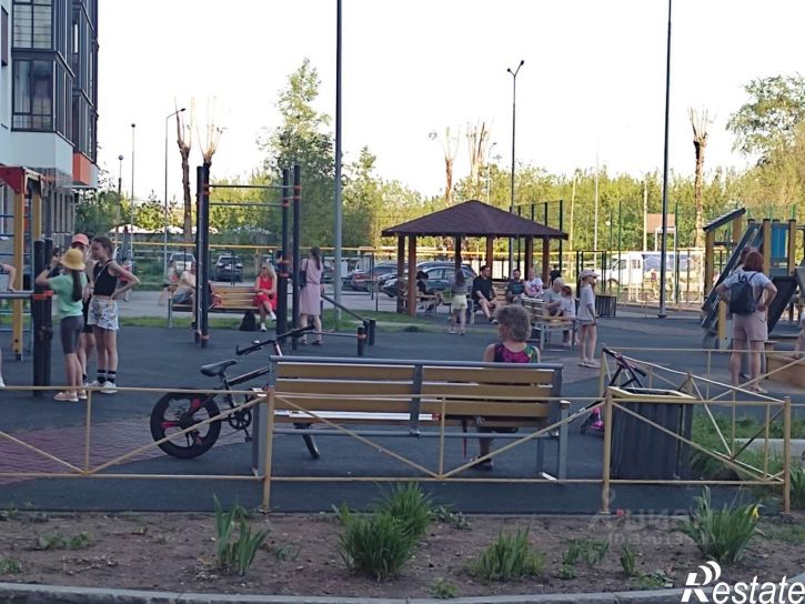 3-комн квартира улица Карбышева, 49А,  д. 49А
