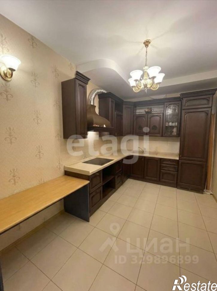3-комн квартира улица Максима Горького, 9,  д. 9