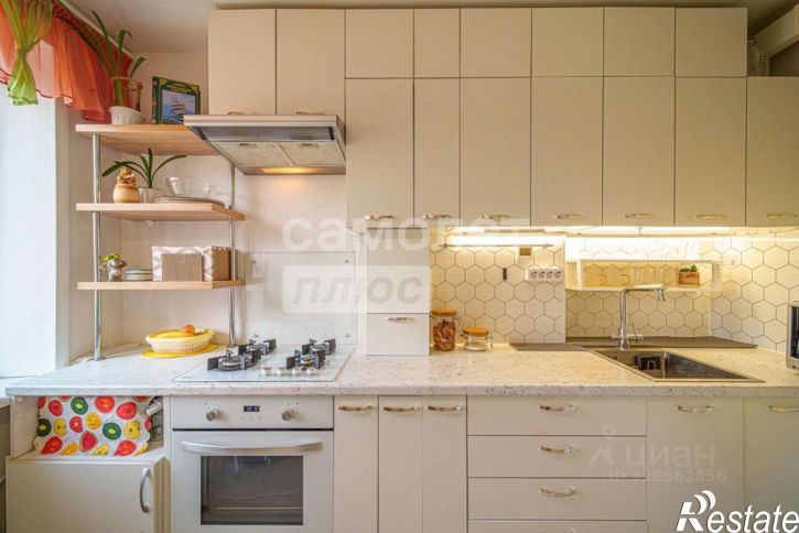 3-комн квартира улица Желябова, 17,  д. 17
